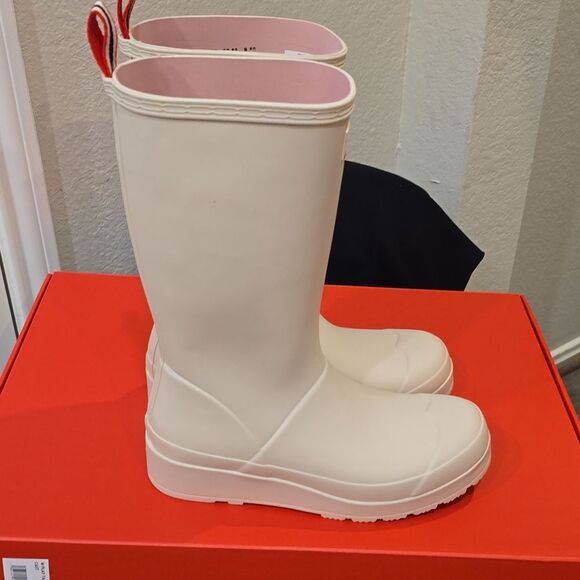 Hunter Original Play Tall Waterproof Rain Boots- Natural - Picture 9 of 10